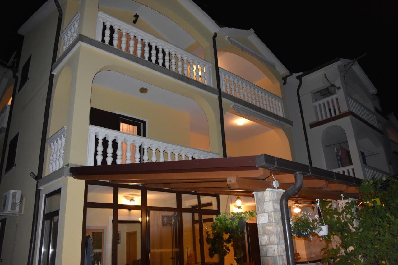 Apartments Villa Macola Trogir Kültér fotó