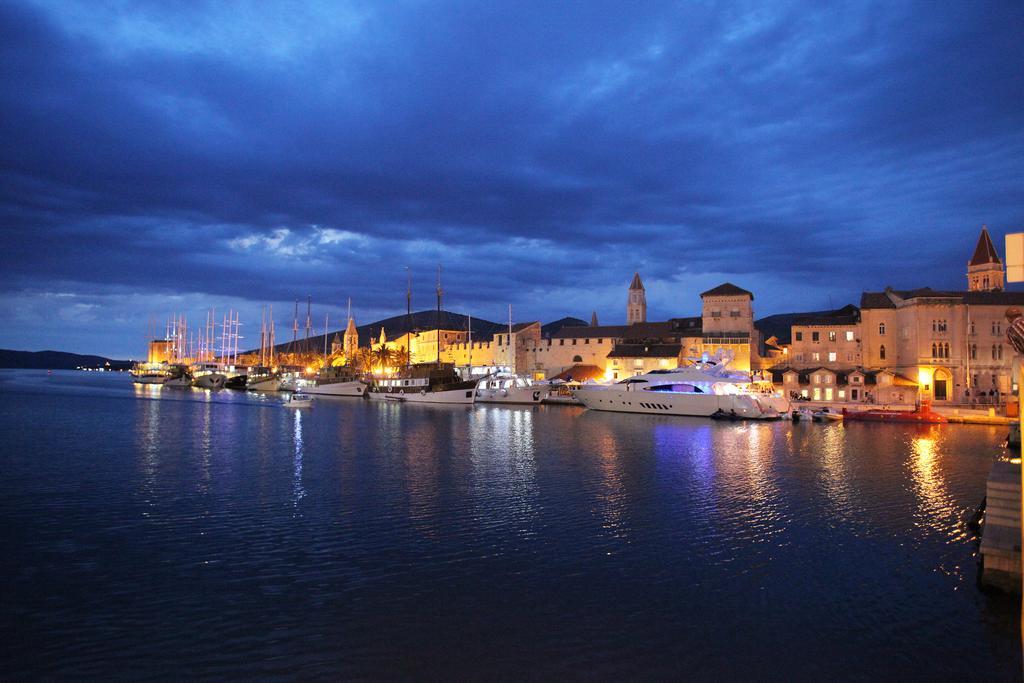 Apartments Villa Macola Trogir Kültér fotó