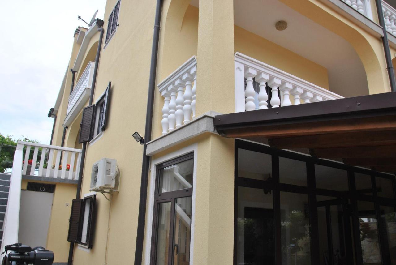 Apartments Villa Macola Trogir Kültér fotó